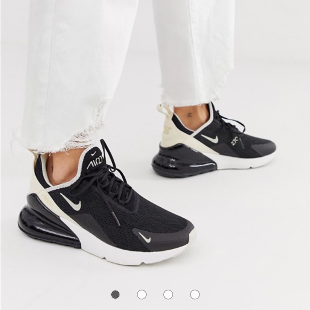 Nike Air Max 27C